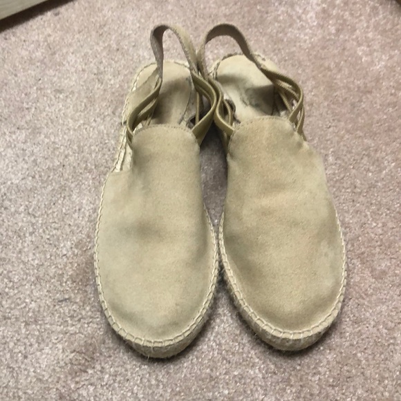 closed toe summer work shoes